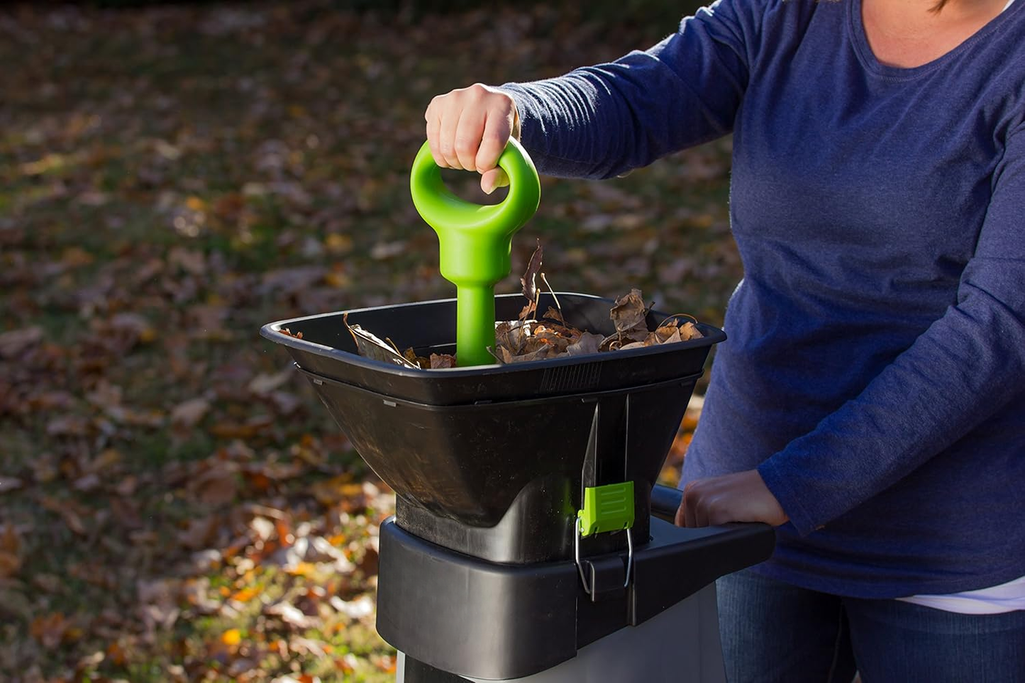 15-Amp Garden Corded Electric Chipper, Collection Bin